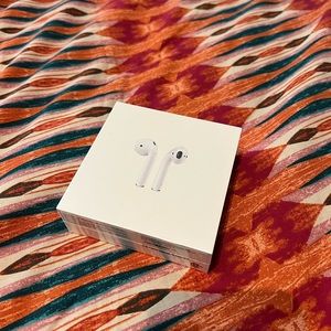 Apple AirPods with charging case